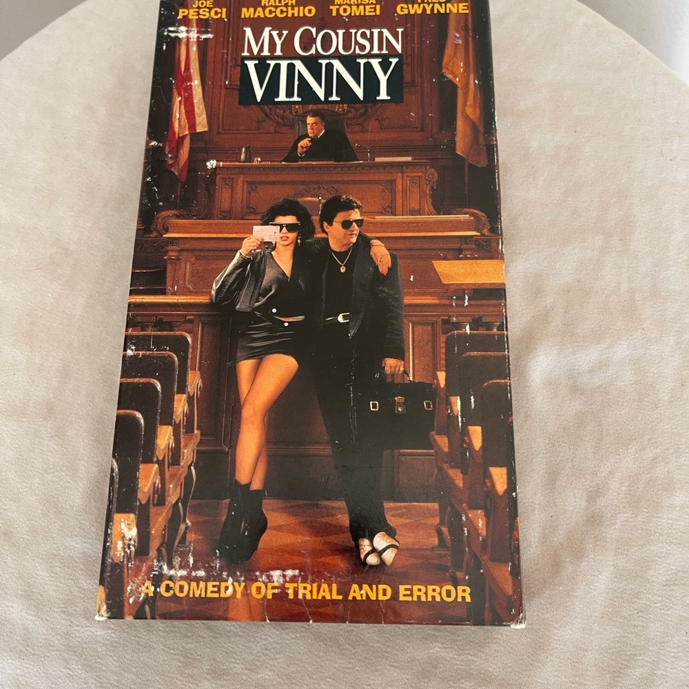 ⭐️ My Cousin Vinny VHS Tape Rare Vintage Home Video Movie 1992 Fox Pesci Macchio - Picture 2 of 4